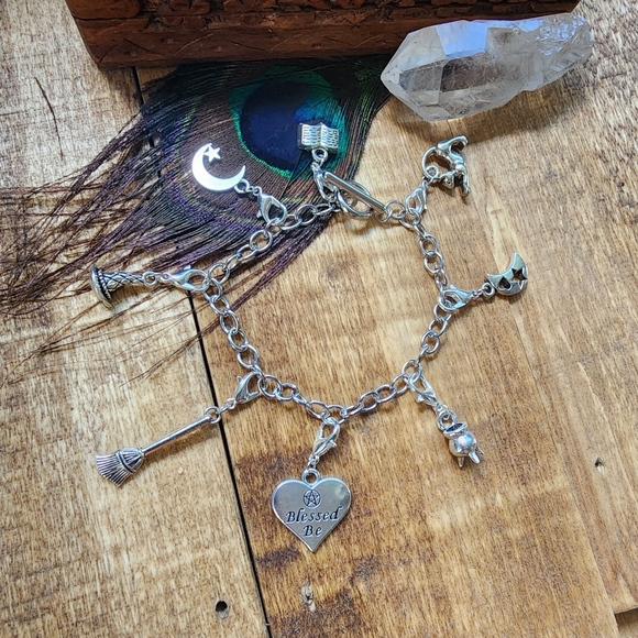 Witch Charm Bracelet Halloween Bracelet Wiccan Charm Bracelet Wicca Witchy Gift - Picture 4 of 14